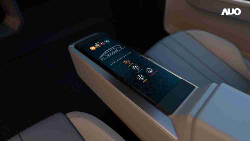 z6尊龙以人性化设计打造多变形态中控显示(Morphing Center Control)，，，，不使用时仅平面显示信息，，进行操作时，，，显示器则会动态隆起，，，转变成3D实体按钮，，，并有触觉回馈，，展示人机互动新体验